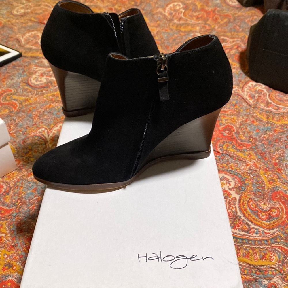 Black booties boots